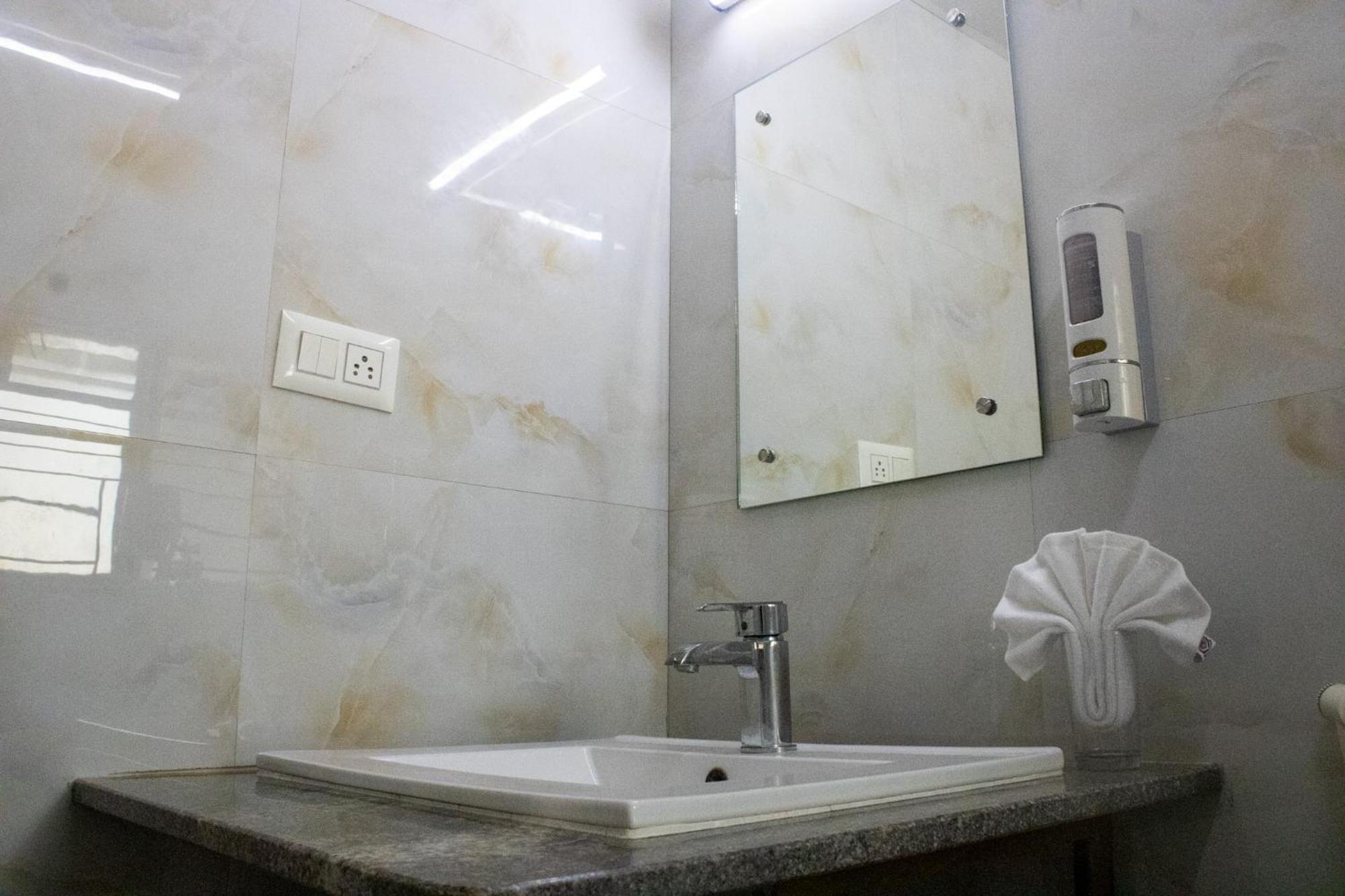 Mystic Hotel Koramangala Bengaluru Zewnętrze zdjęcie